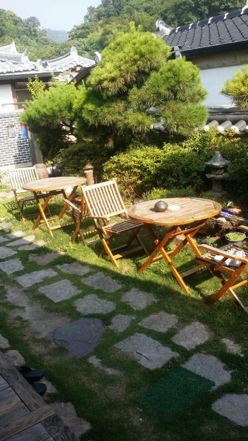 Yeonwoodang Guesthouse Jeonju Bagian luar foto