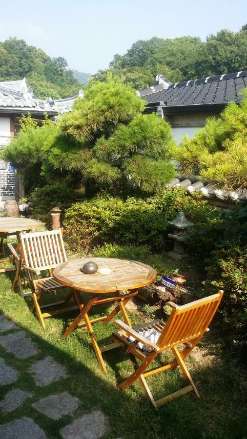 Yeonwoodang Guesthouse Jeonju Bagian luar foto